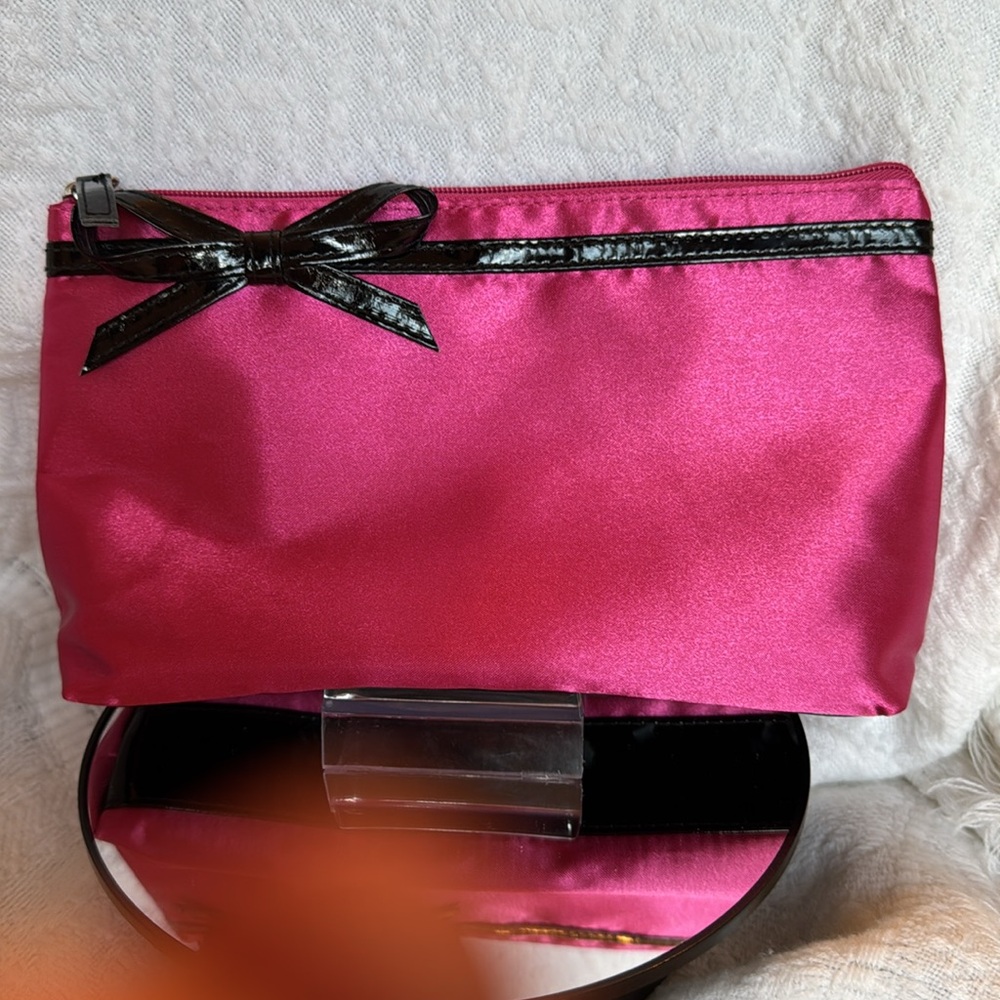 Lancôme Pink Makeup Women's 2 Bag Set! NWOT! - Picture 6 of 12